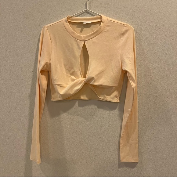 More to Come Serena Twist Front Top - Picture 1 of 8